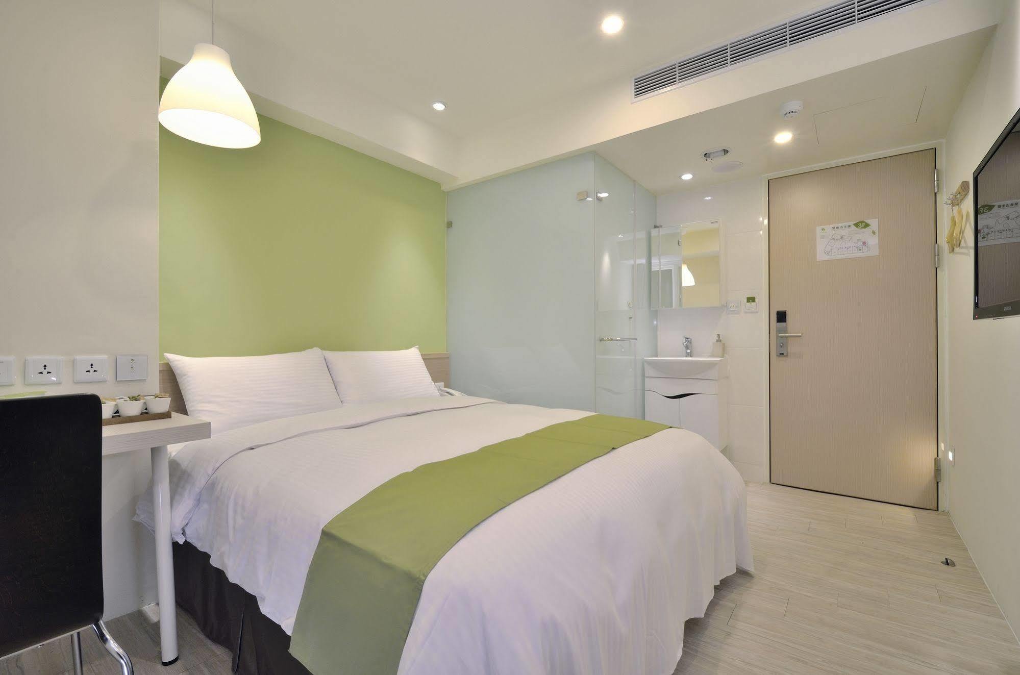 Green Hotel - Fengjia Tchaj-čung Exteriér fotografie